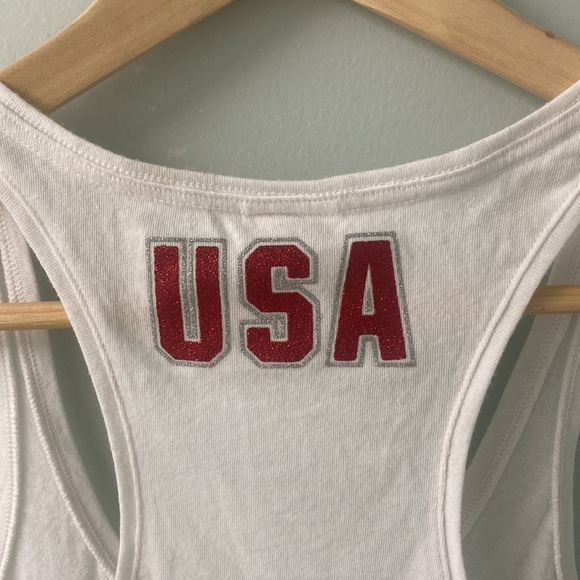 ❤️💙 🇺🇸 SEQUINED Victoria’s Secret PINK tank top size extra small. New - Picture 3 of 5